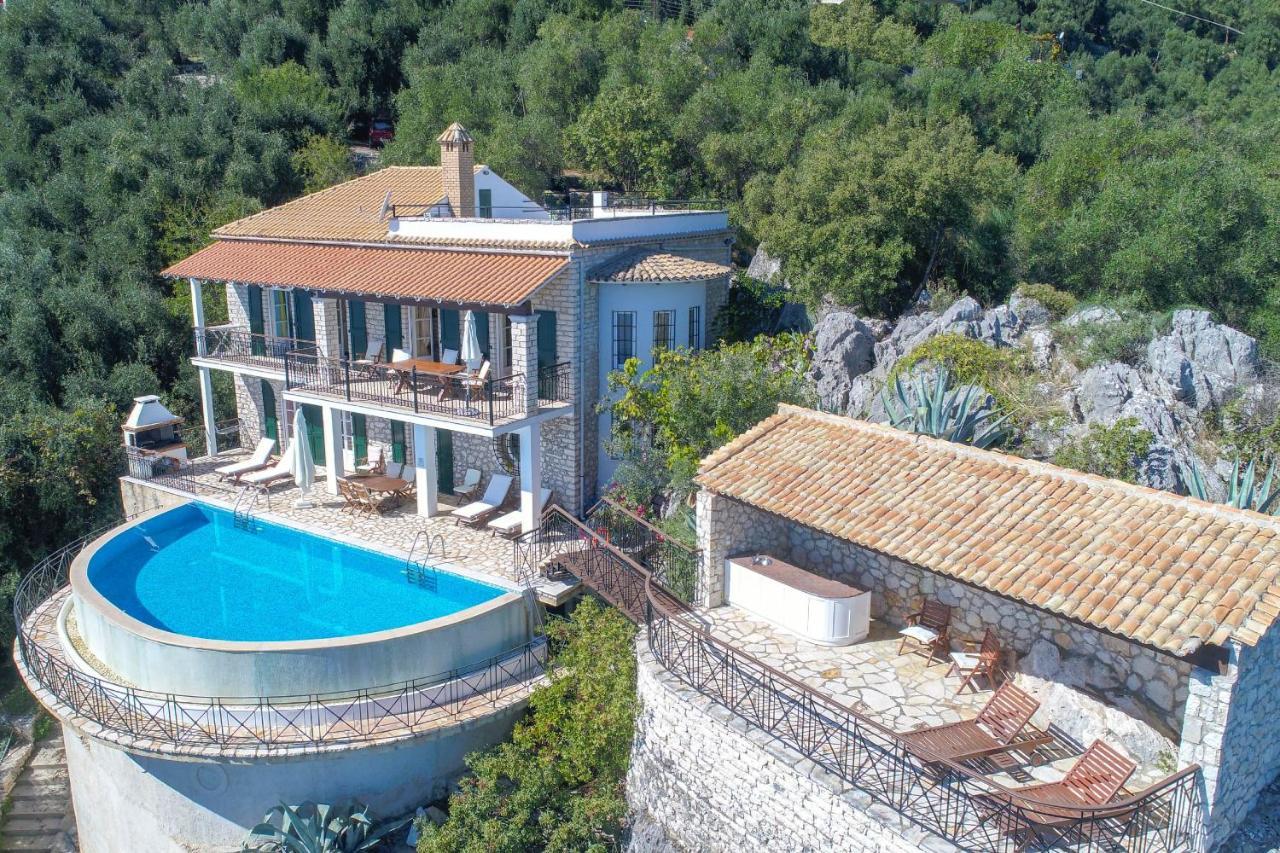 Вилла House On The Rocks Katavolos Экстерьер фото