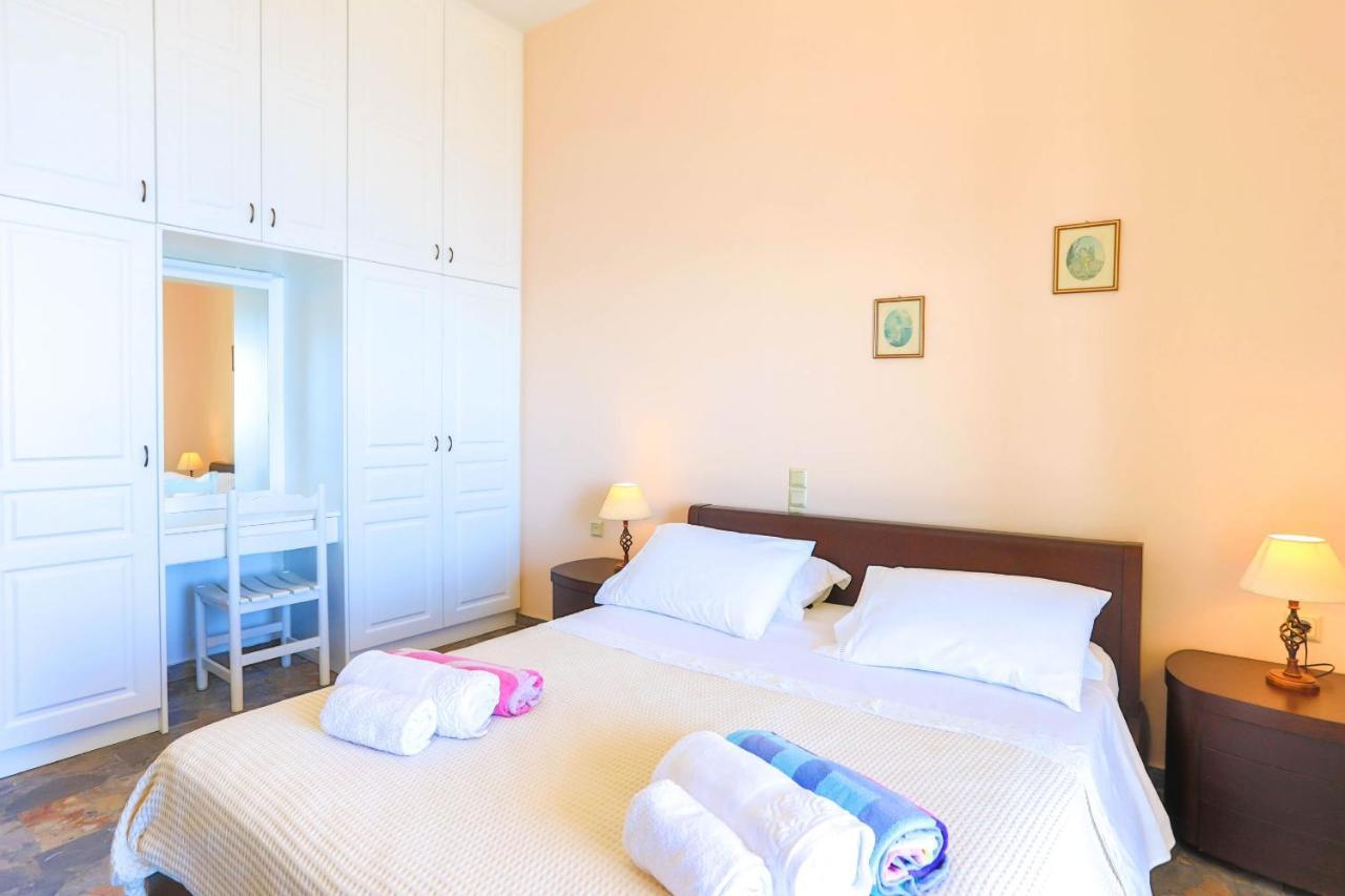 Вилла House On The Rocks Katavolos Экстерьер фото