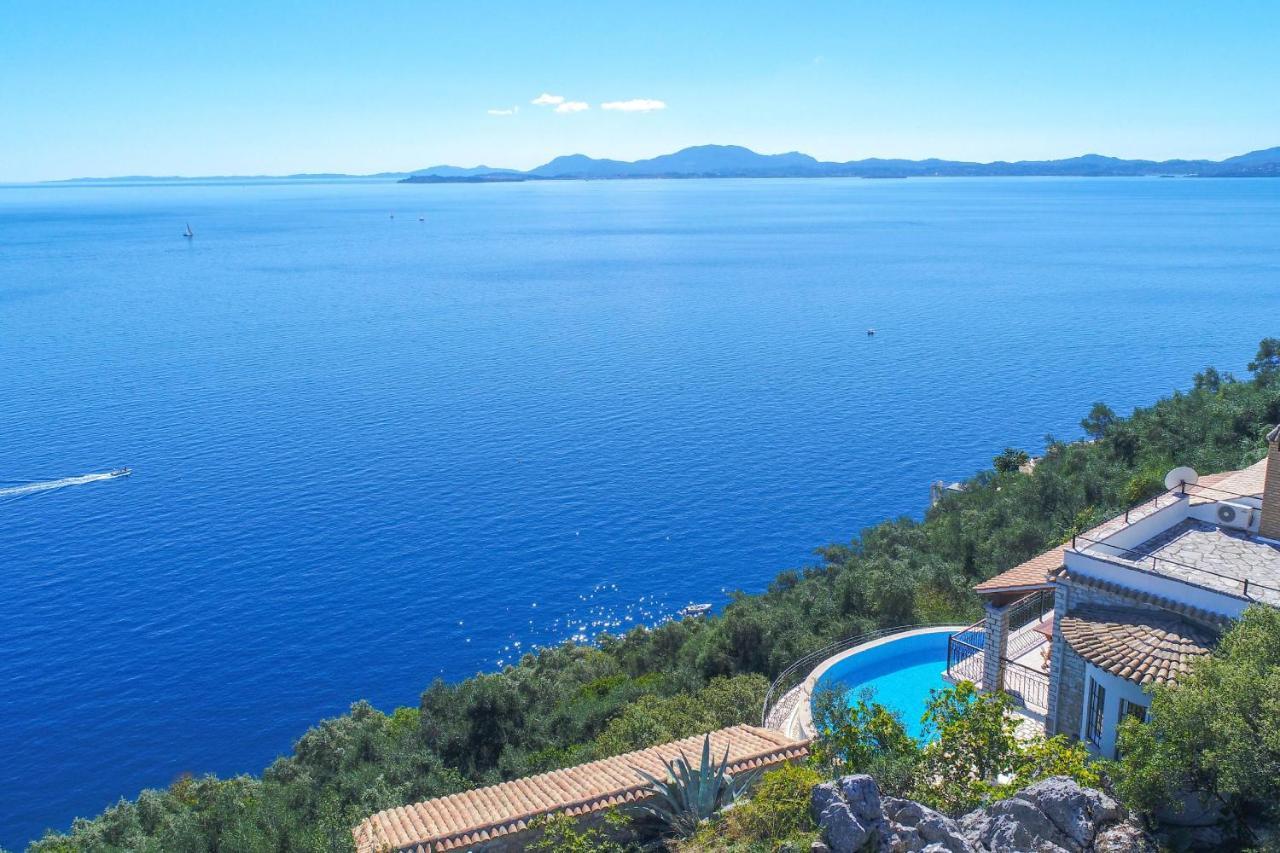 Вилла House On The Rocks Katavolos Экстерьер фото