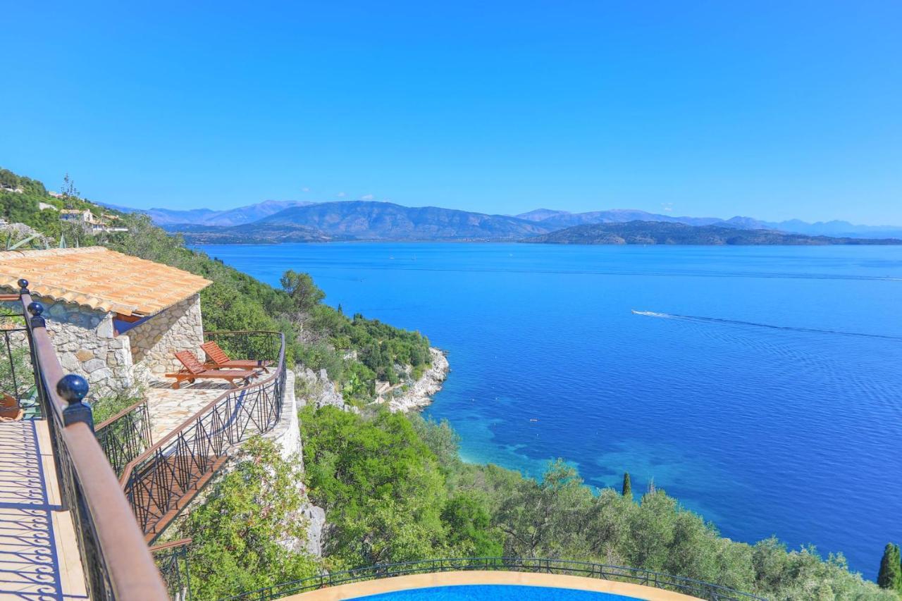 Вилла House On The Rocks Katavolos Экстерьер фото